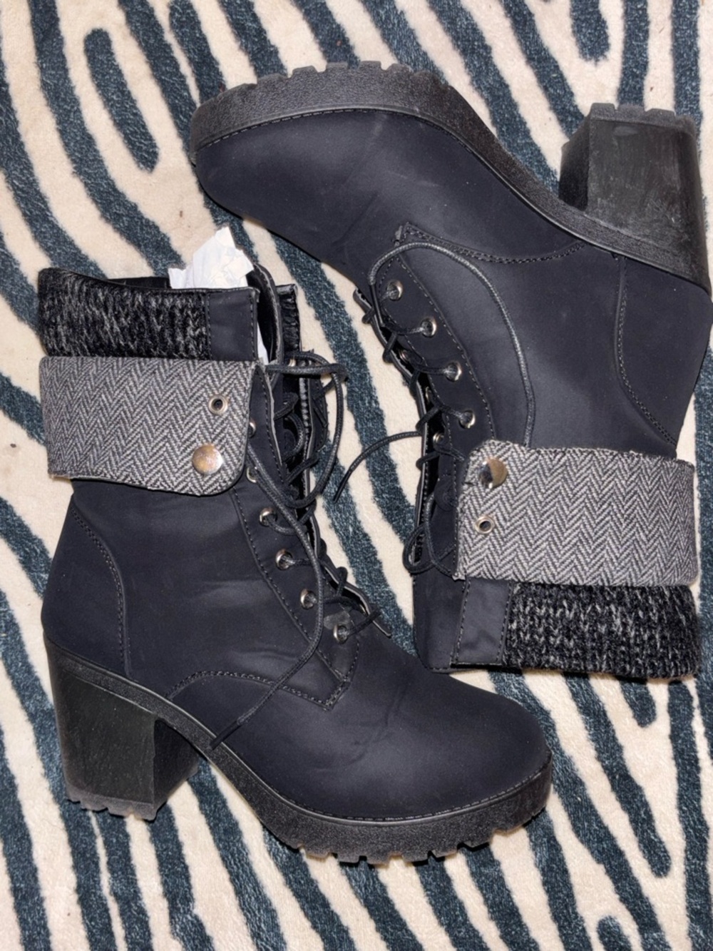 Love Culture Black Lace-Up Fold-Over Cuff Block Heel Boots